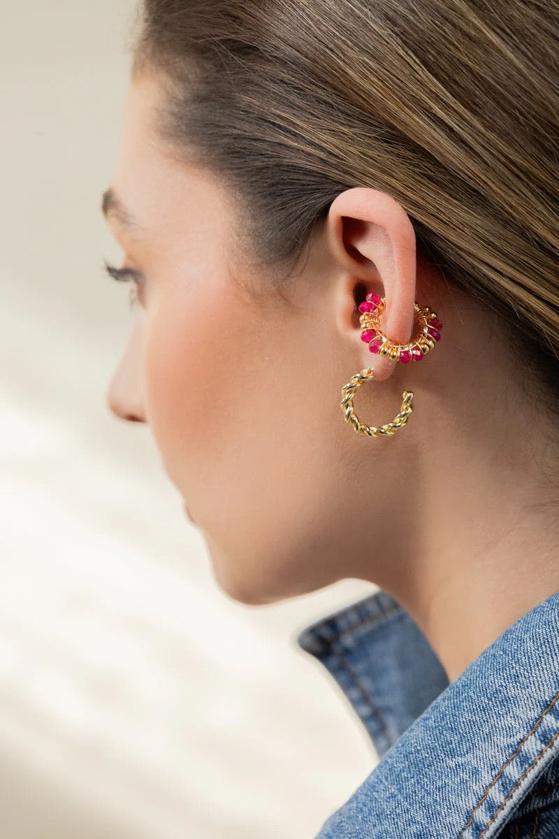 Earcuff fucsia tejido